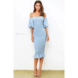 NWT VELVI Skyla Shirred Midi Dress Womens Size M (4-6) Light Blue Cold Shoulder